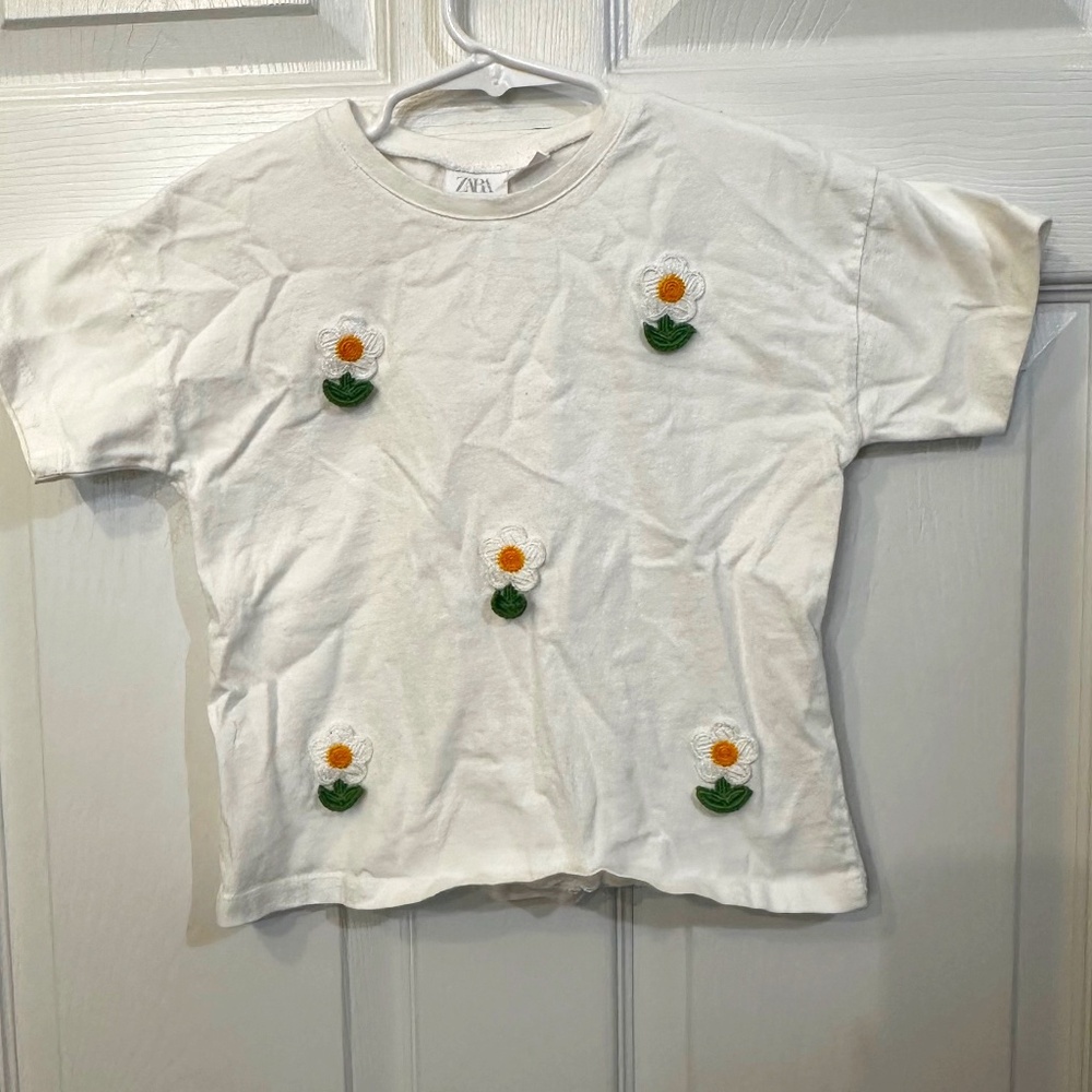 Zara Crochet Flowers Top